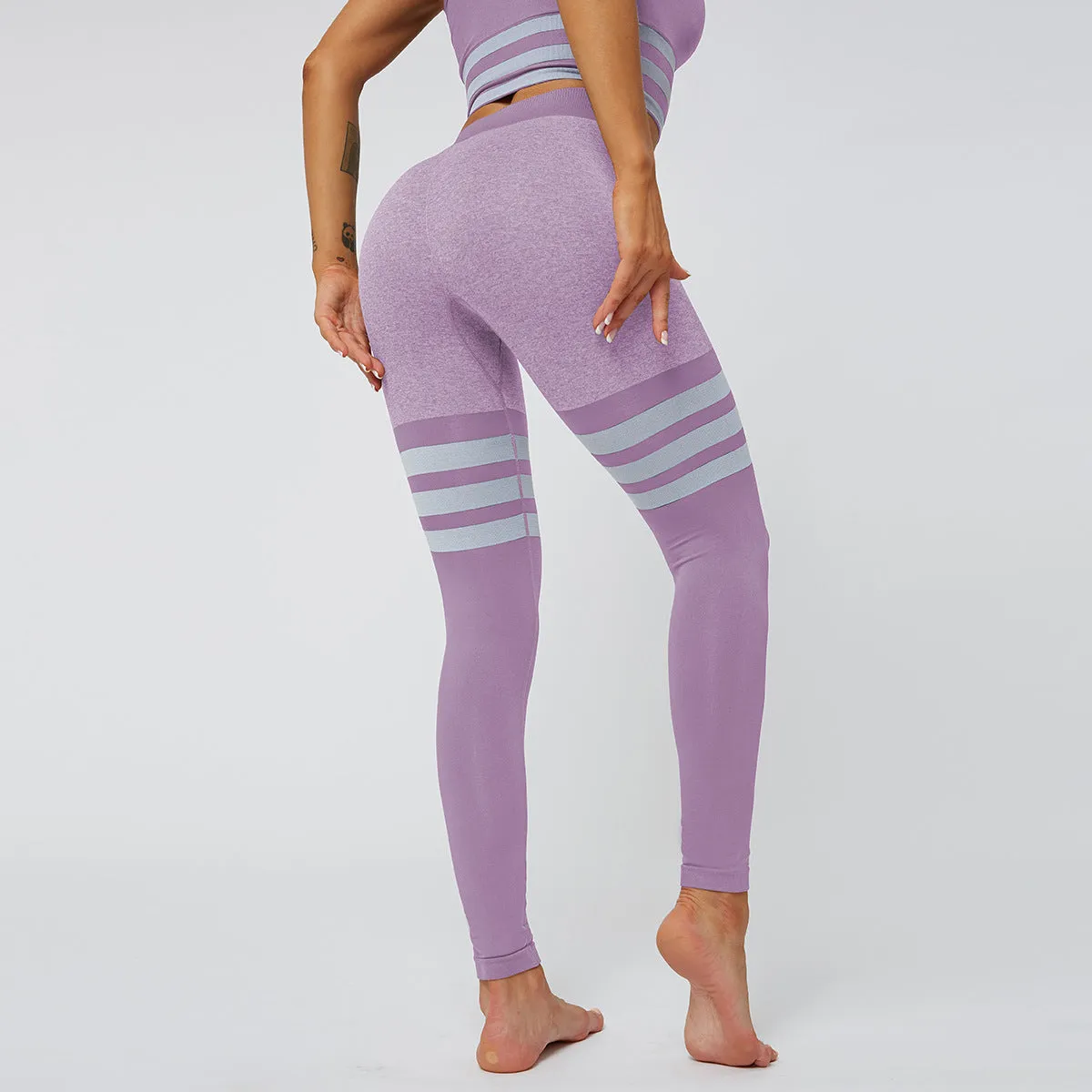 European and American Sexy Peach Hip High Waist Yoga Pants Women's Knitted Seamless and Breathable Striped Yoga Fitness Leggings